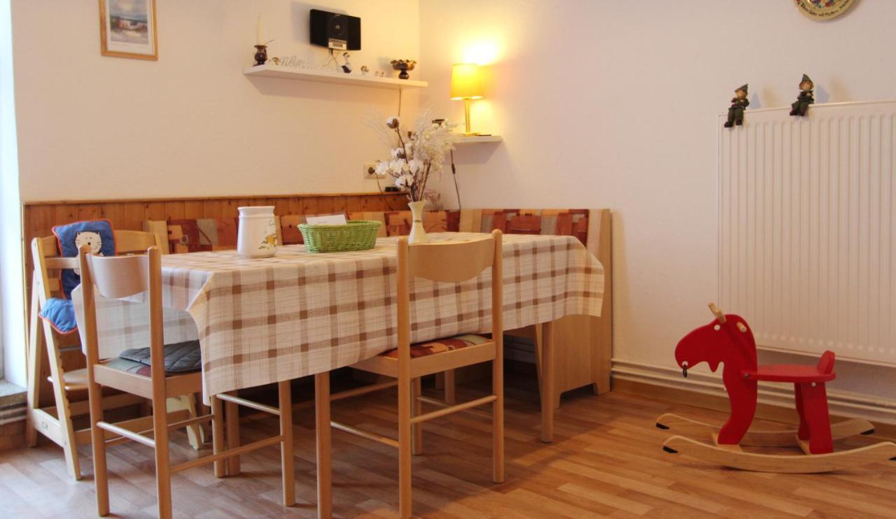 Ferienwohnung Familienwohnung Kröpelin Exteriör bild