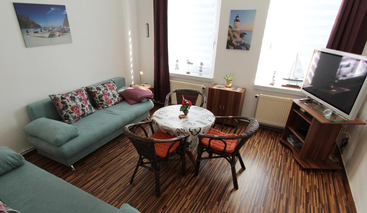 Ferienwohnung Familienwohnung Kröpelin Exteriör bild